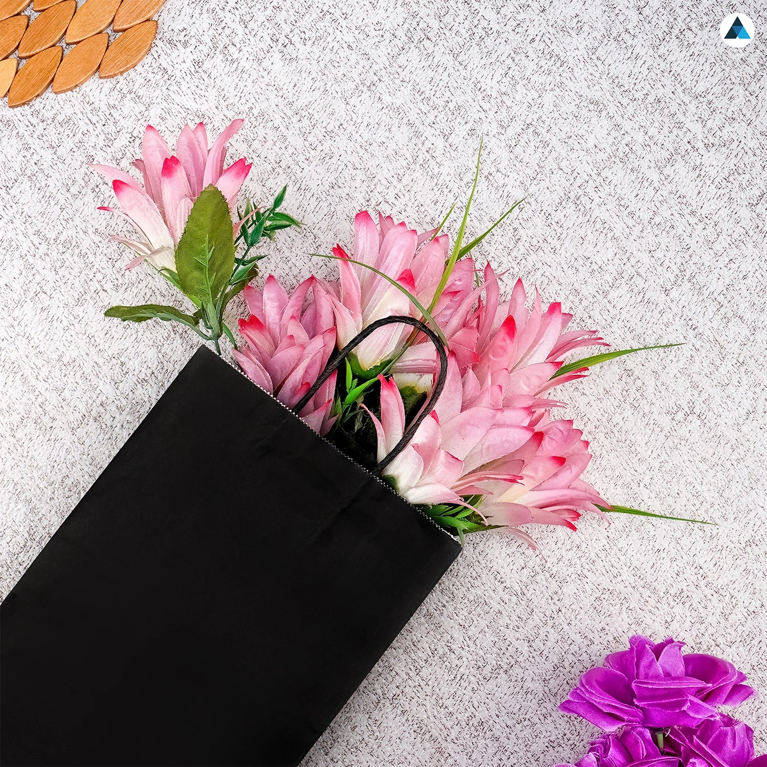 Small Paper Gift Bags with Strong Twist Handle Party Bags 18x9x22cm